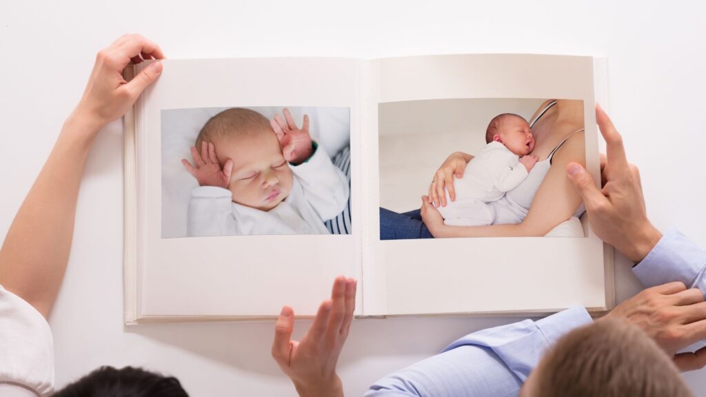 ideas para decorar un album de fotos de bebes
